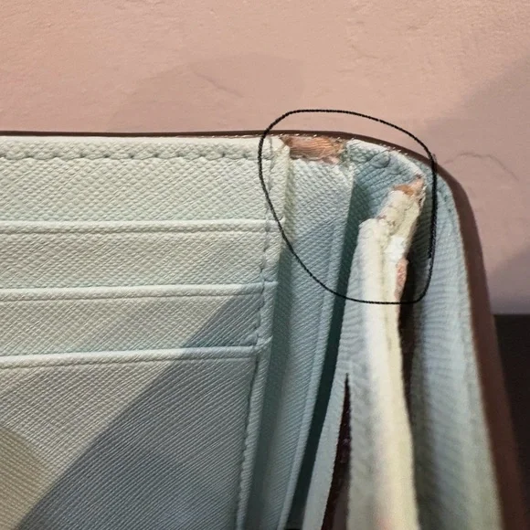 Kate Spade Mint Green Card Holder - Picture 7 of 7